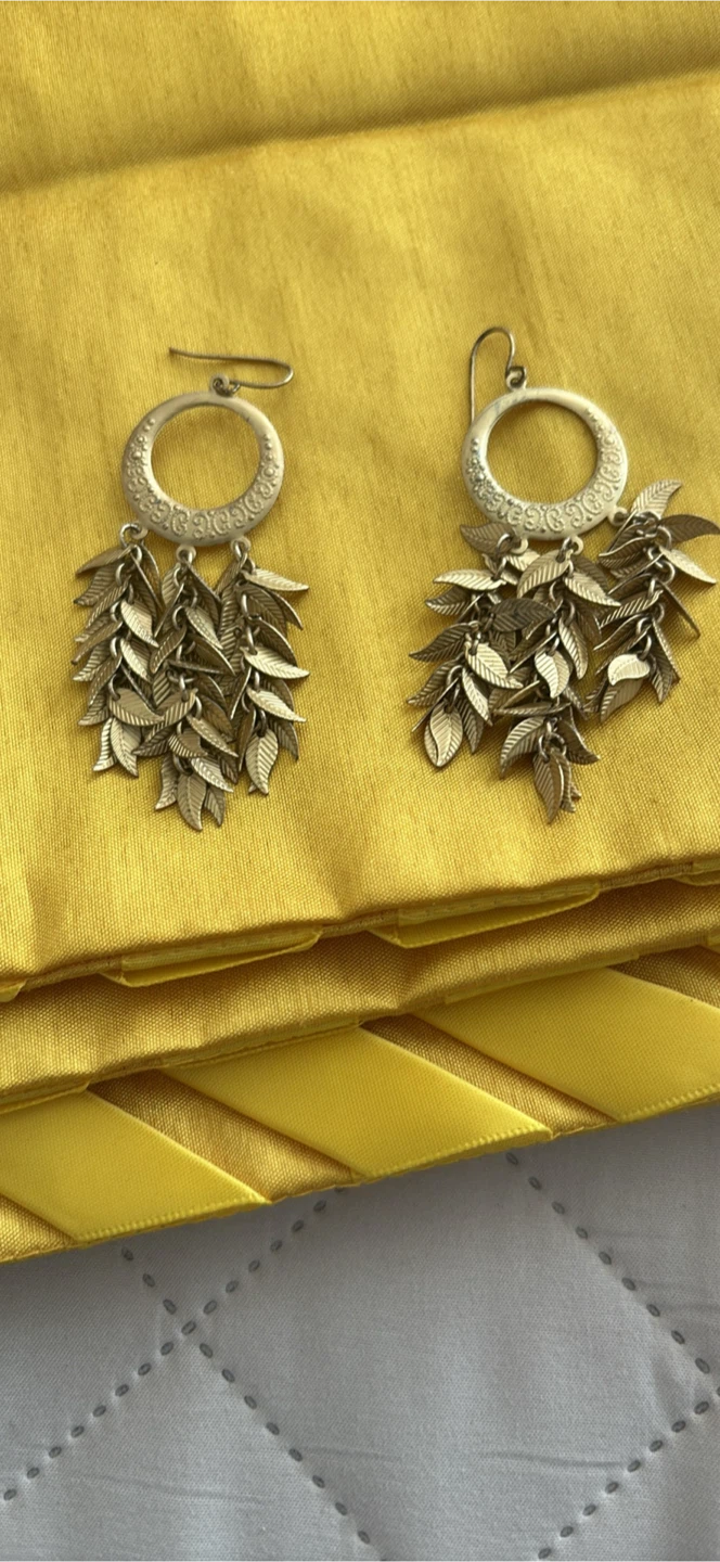 Gold-Plated leaf dangle earrings
