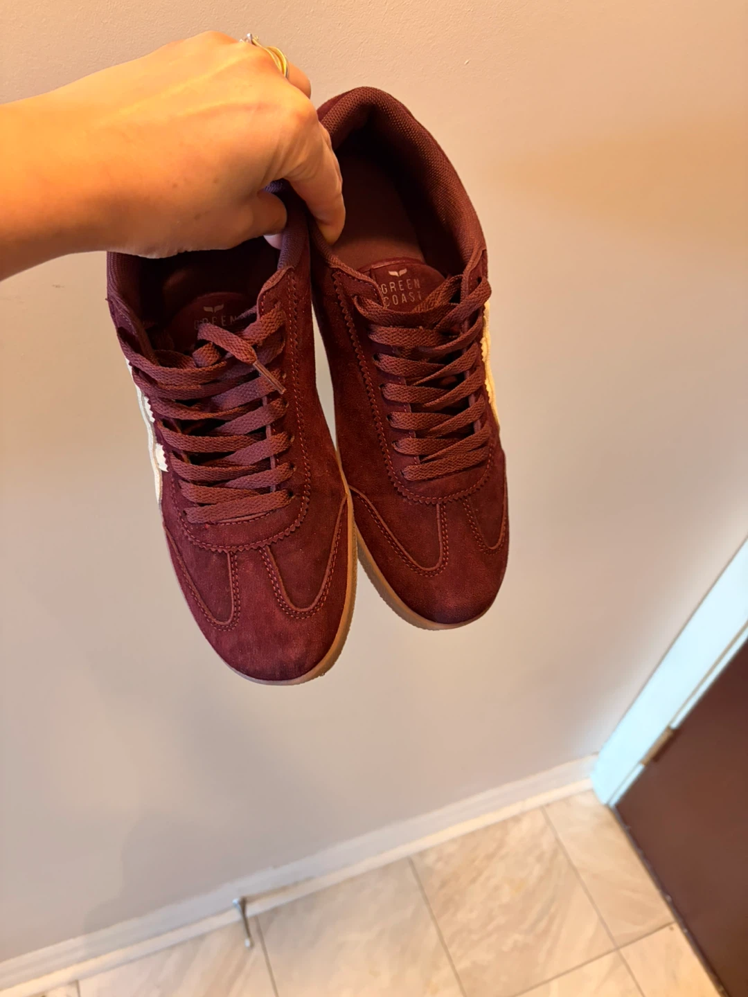 Green Coast Maroon Suede Sneakers - photo 2