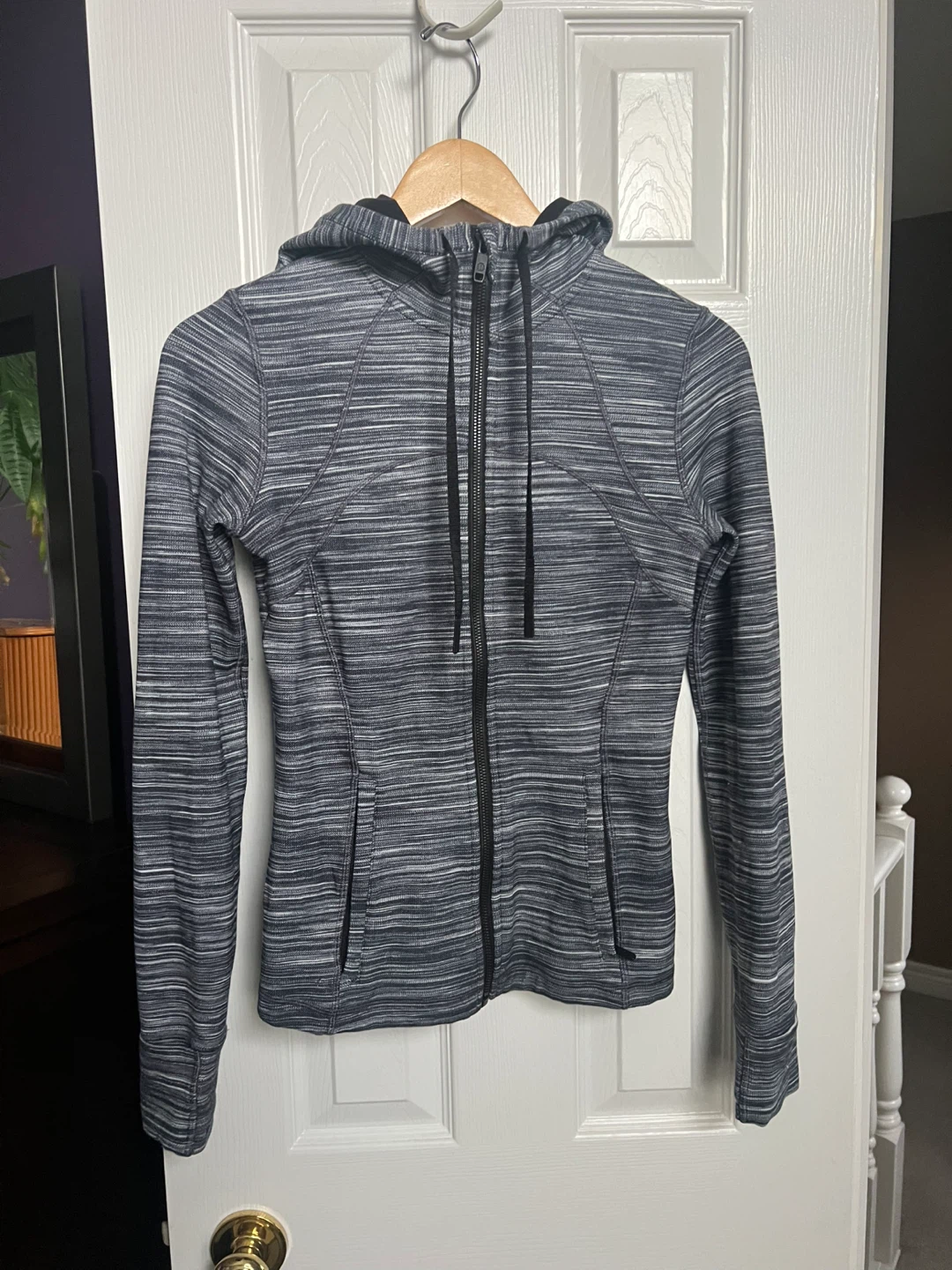 Lululemon Define Hooded Jacket size 6
