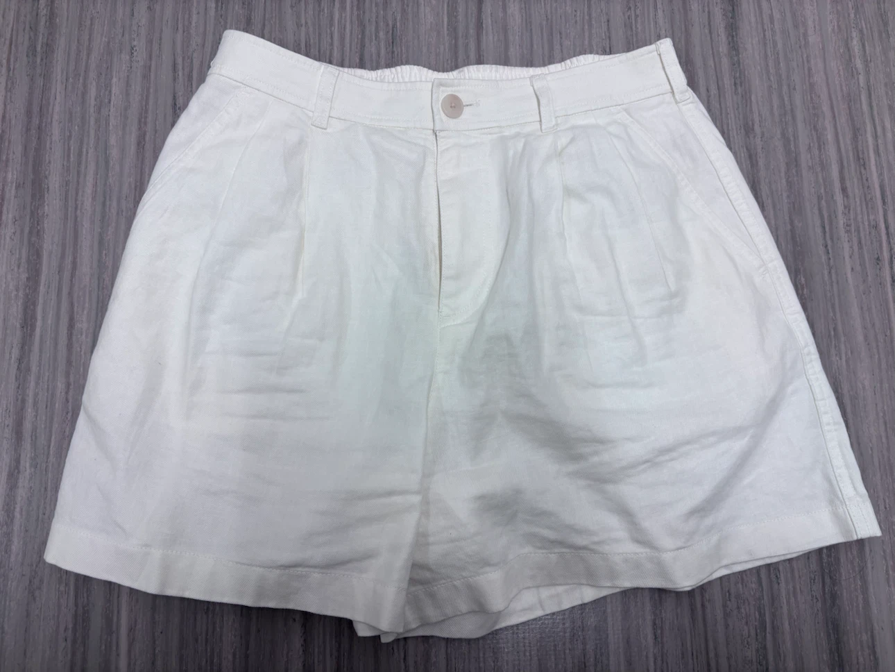 UNIQLO Linen-Cotton Shorts