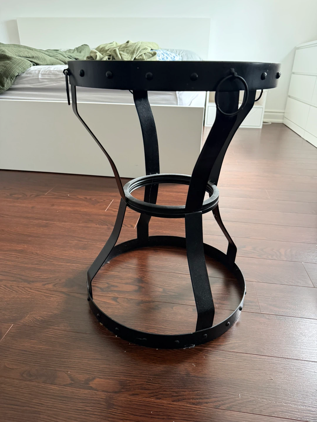 Chateau Laurent Barrel Side Table - photo 2