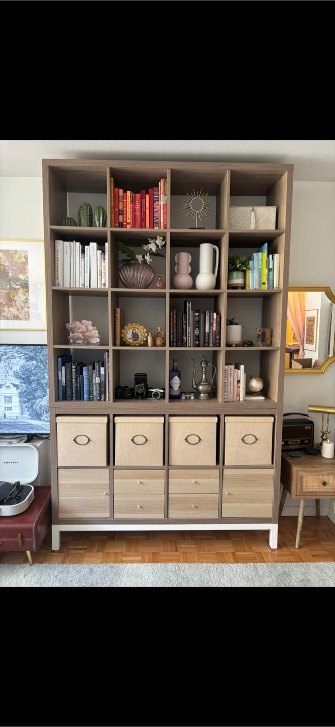 MOVING - IKEA KALLAX Shelf Unit