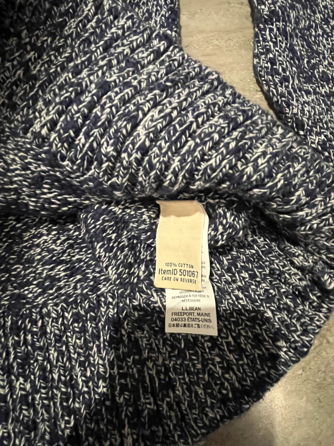 New with tags L.L.Bean Navy and White Cotton Sweater - photo 2