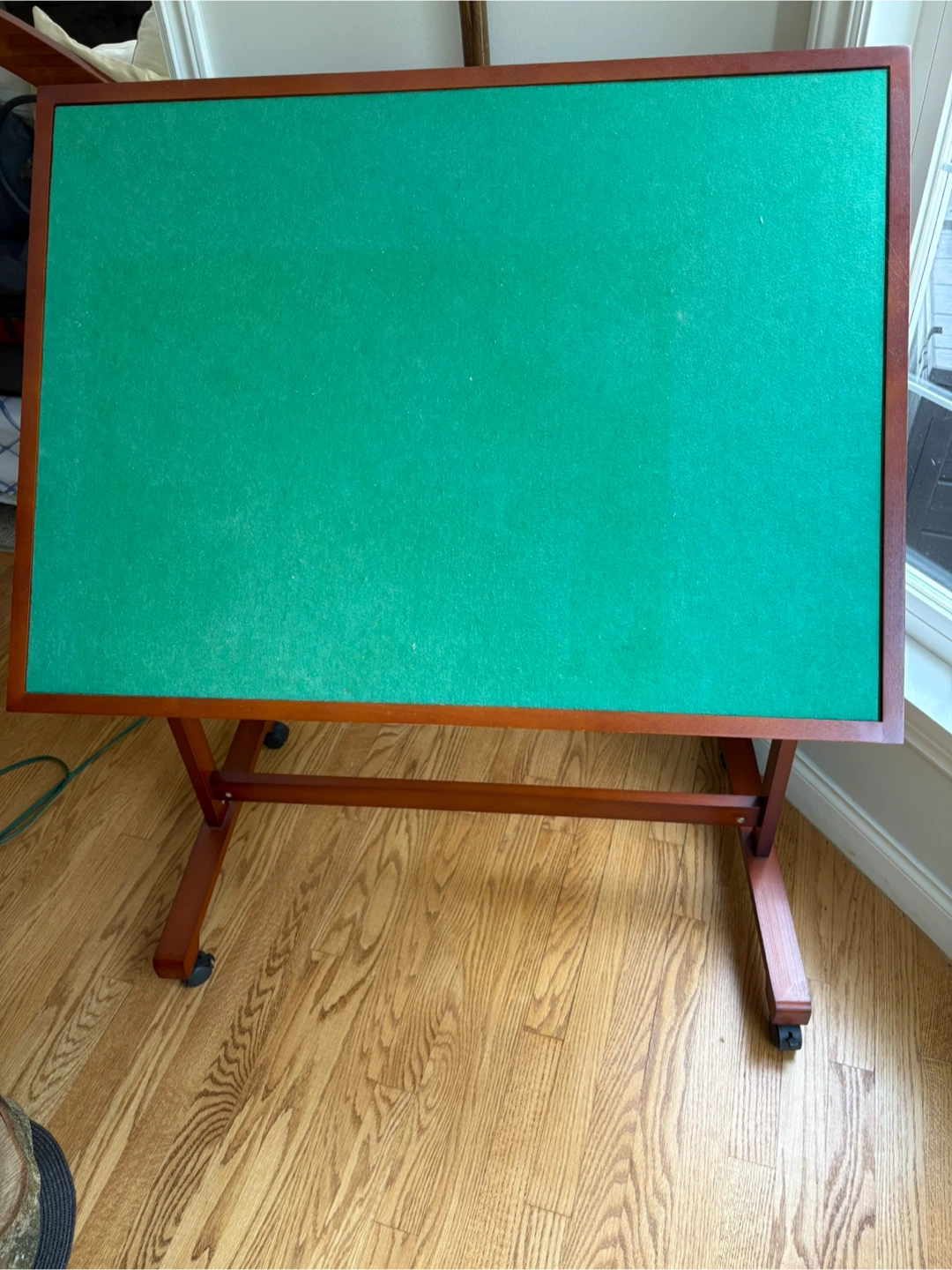 Adjustable Puzzle Table - photo 2