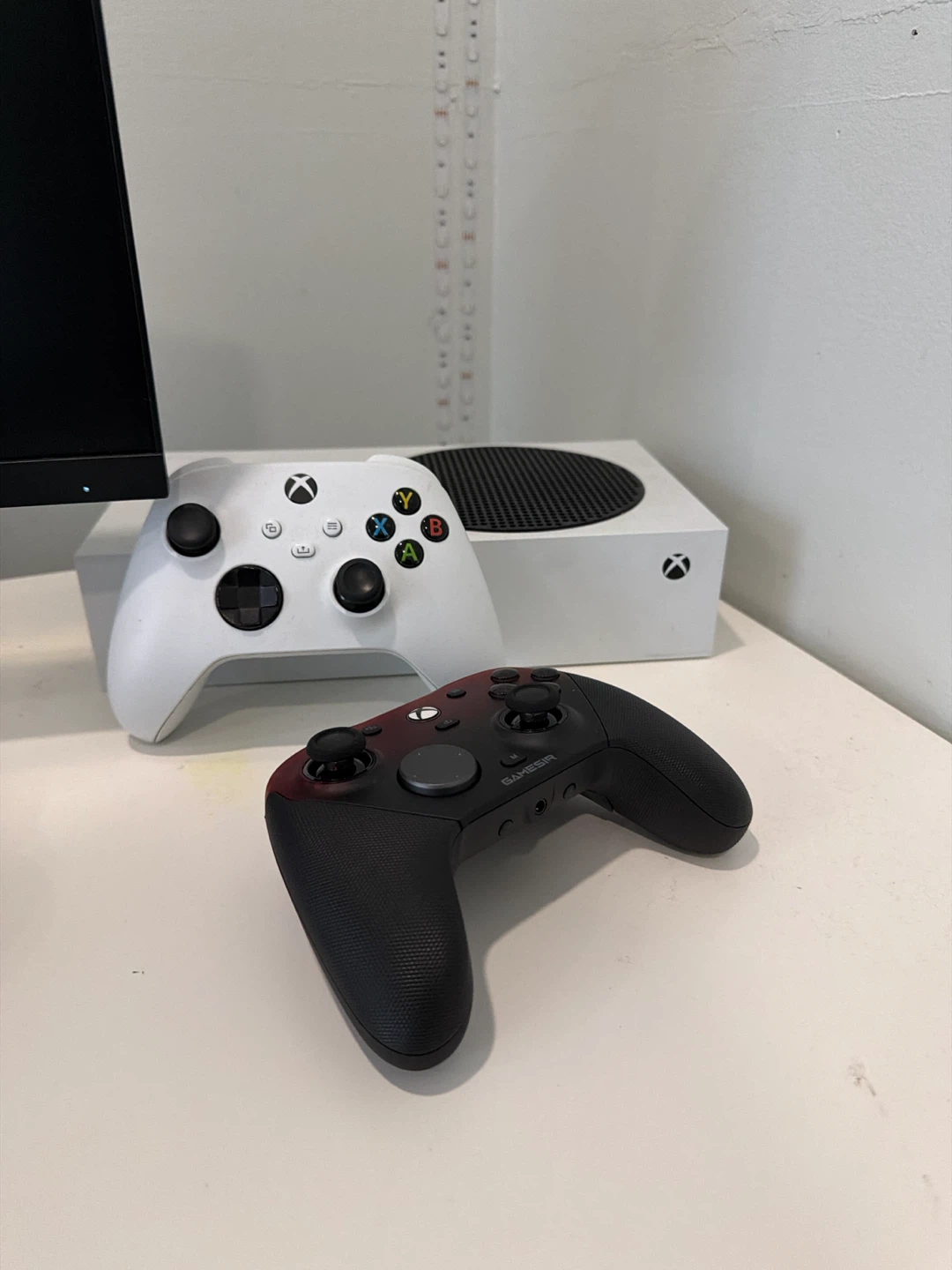 Xbox Series S - photo 2