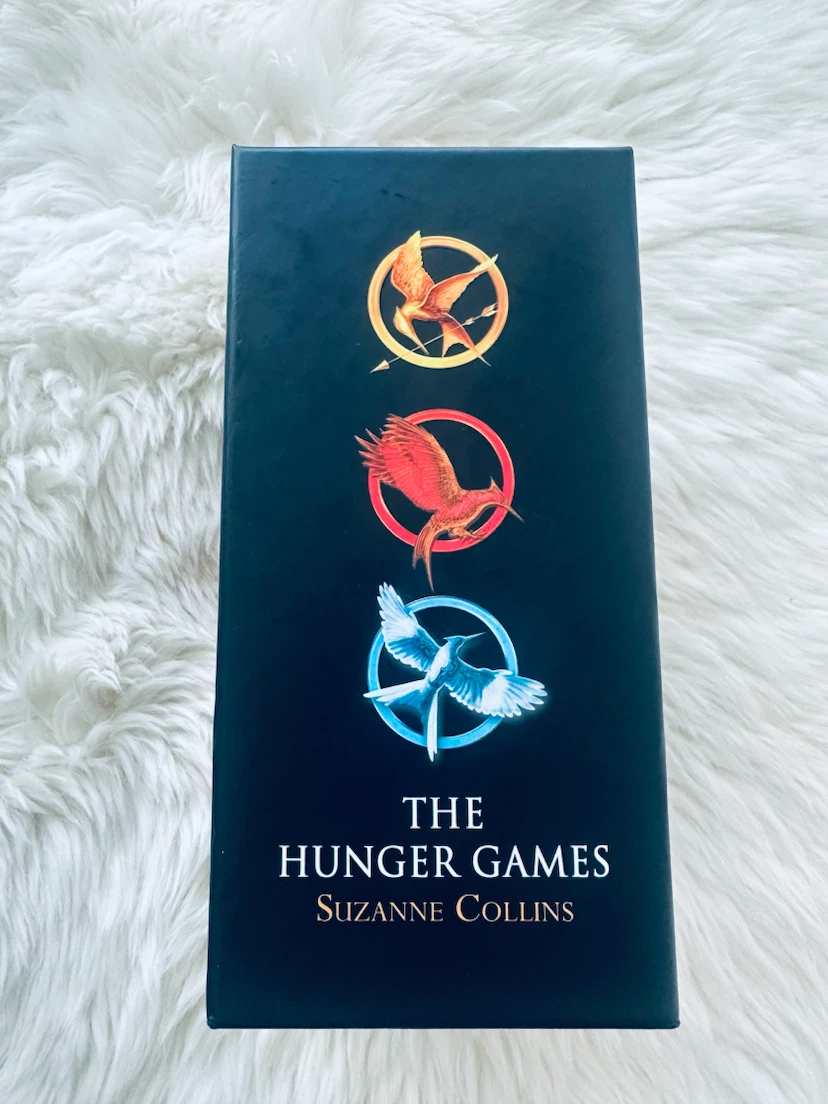 The Hunger Games Trilogy Box Set - photo 4