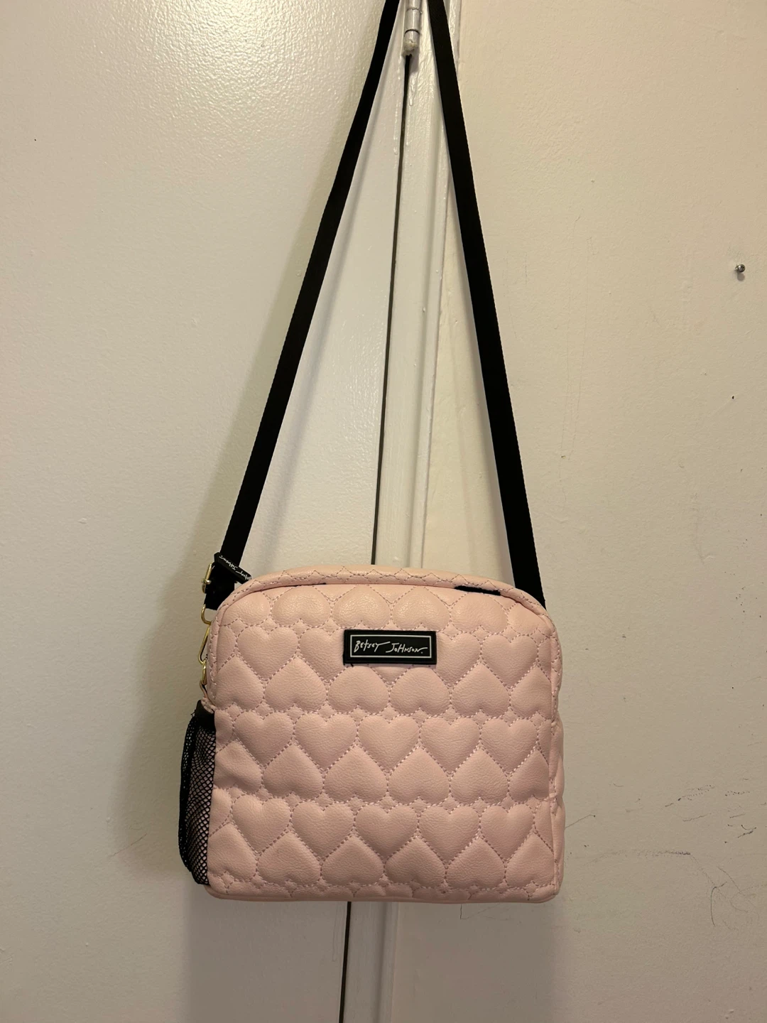 Betsey Johnson Pink Heart Quilted Crossbody Bag - photo 3