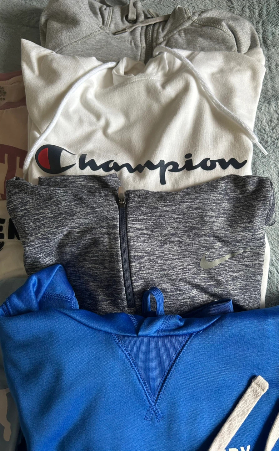 16 item Women’s Bundle - photo 5