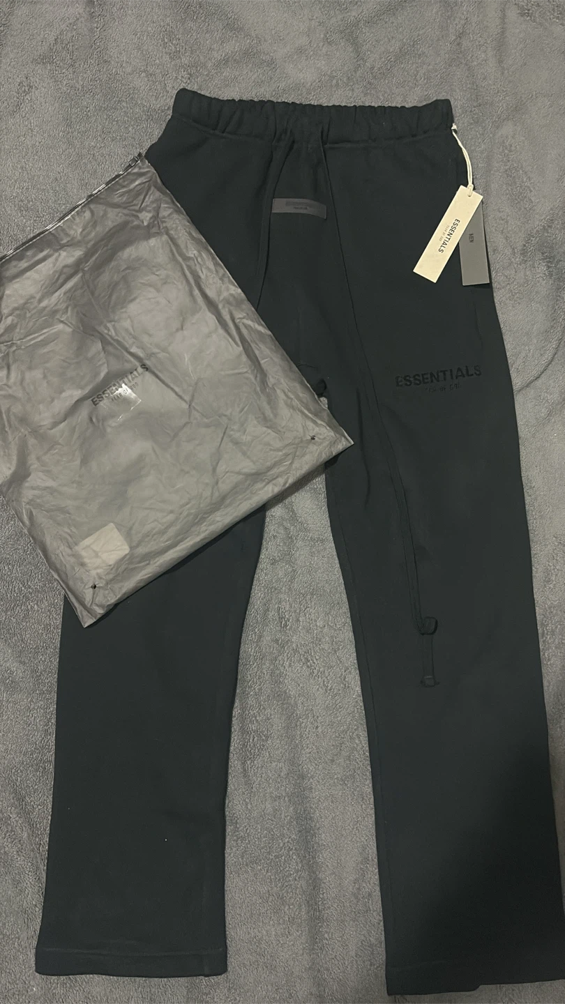 Essential pants black