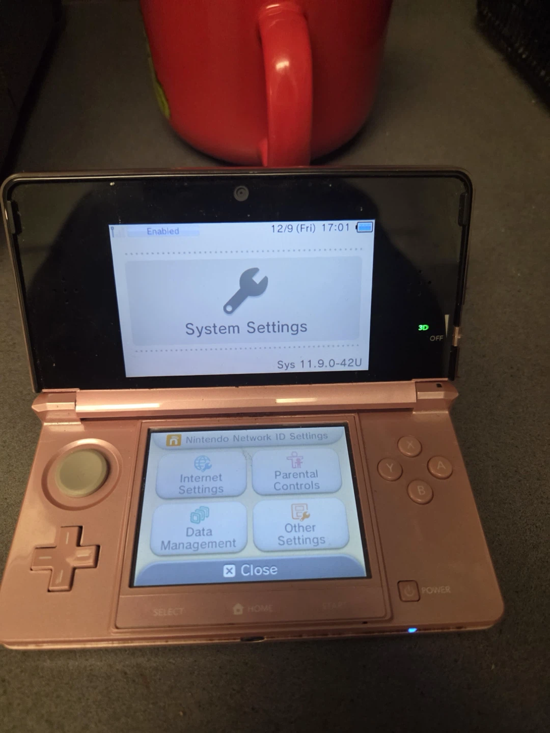 Hacked pink 3ds (ctr-001) - photo 3