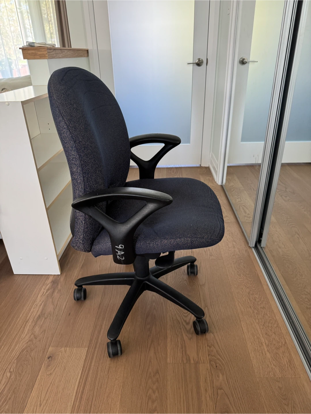 Heavy Duty Office Chair - photo 3