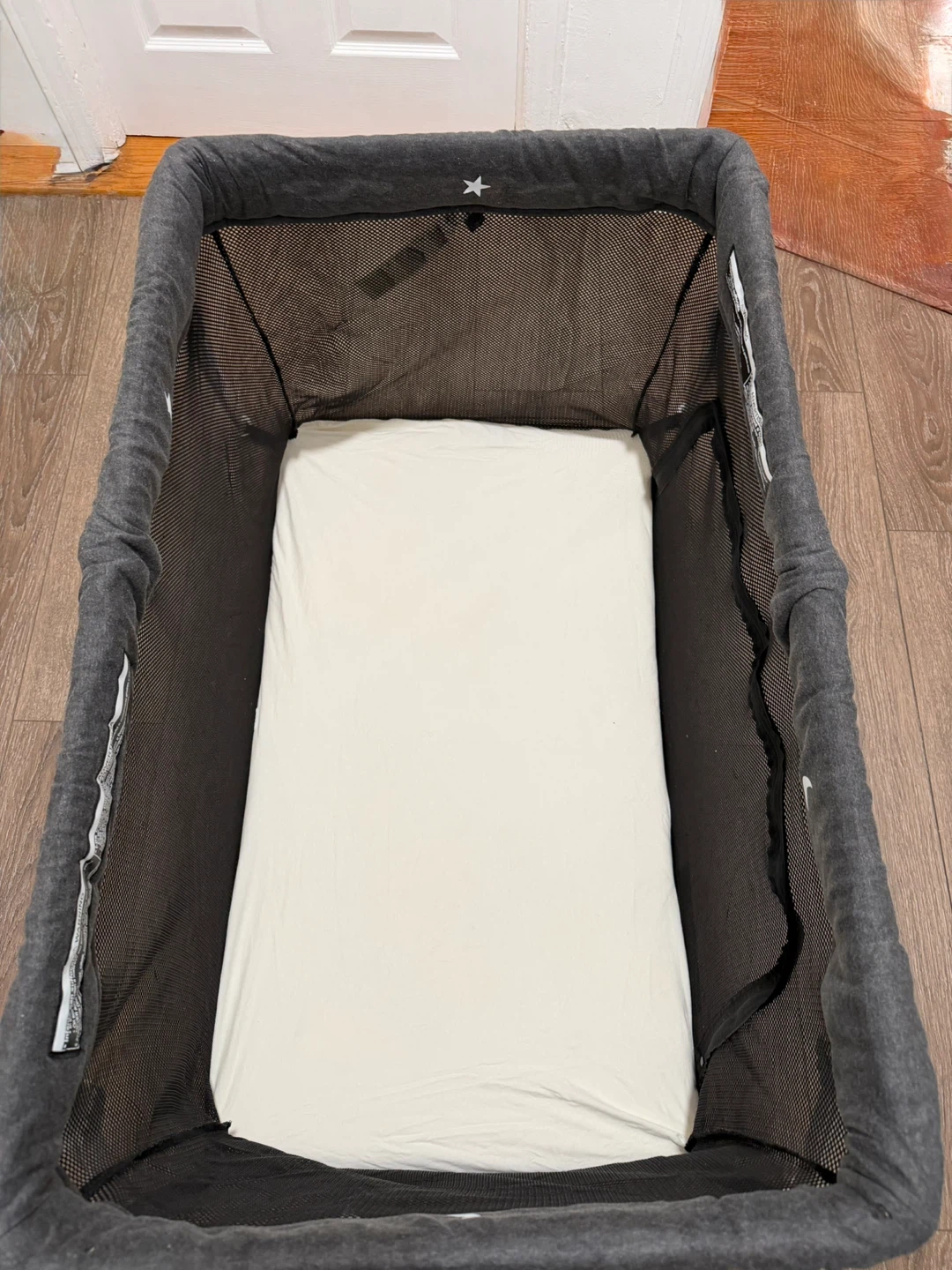 Guava Lotus Travel Crib - photo 4