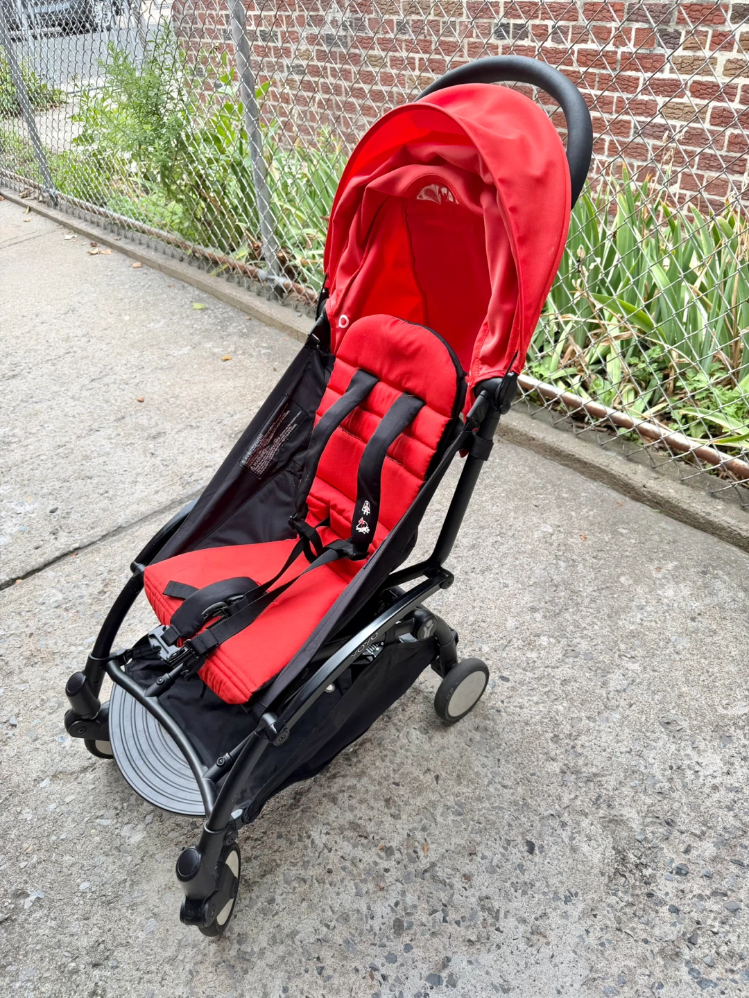BABYZEN YOYO STROLLER+ FOOTMUFF+ CAR SEAT ADAPTERS - photo 3