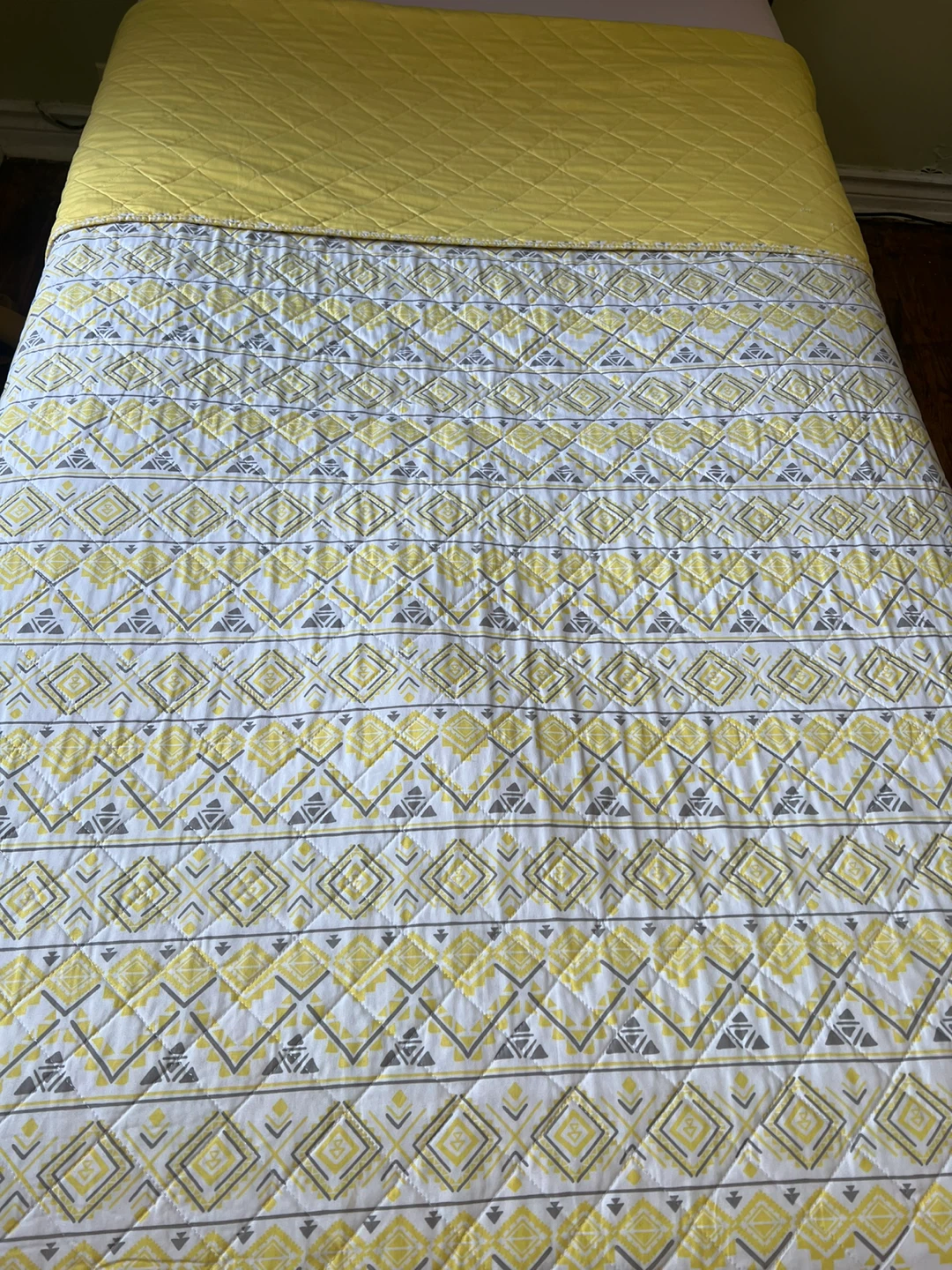 Moving sale: Quilt two-sided bedspread. - photo 2