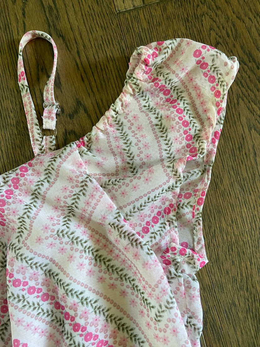 Pink and White Floral Cold Shoulder Sundress M (7-8 years) - photo 5