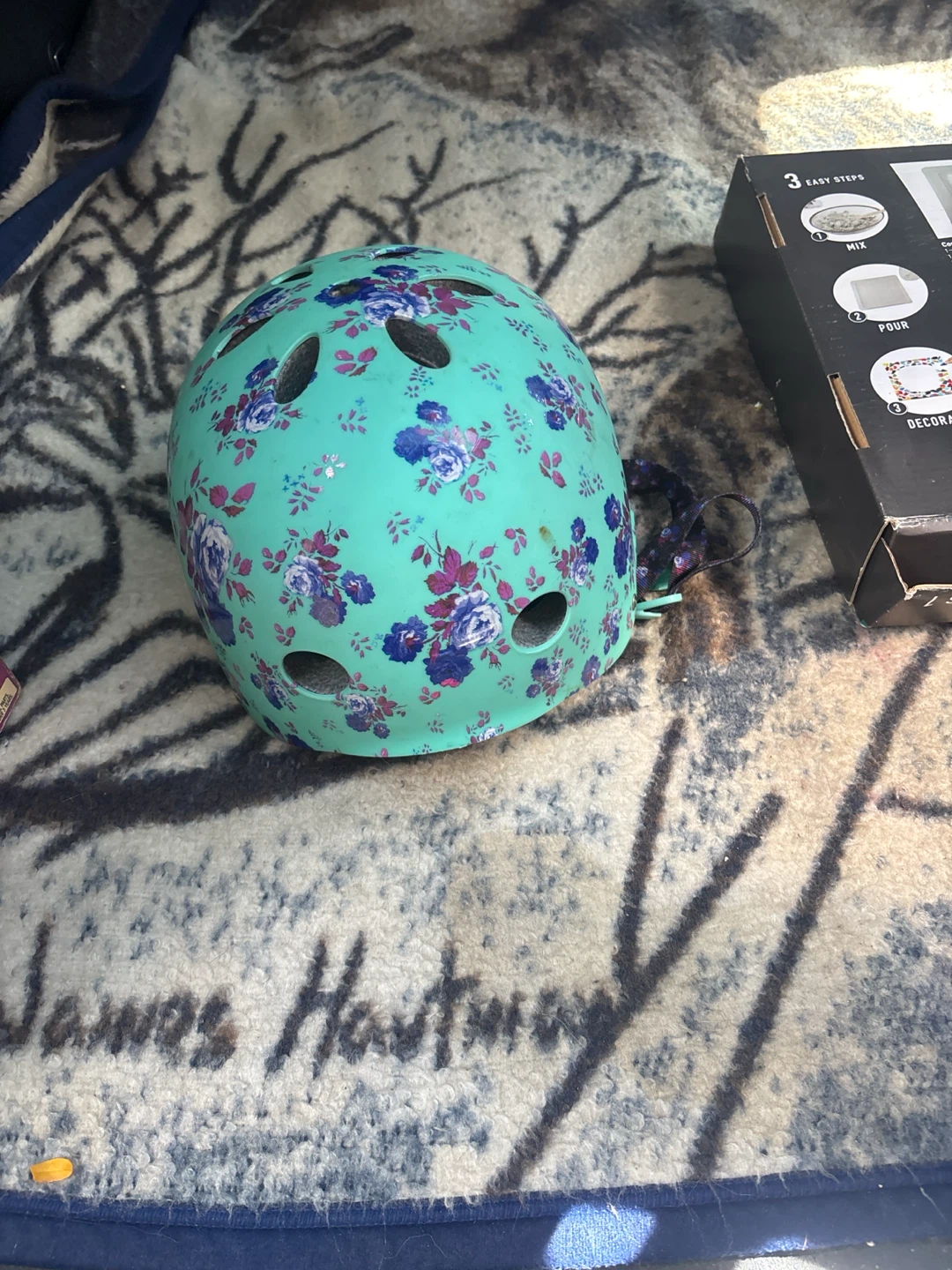 Floral Protective Helmet - photo 2