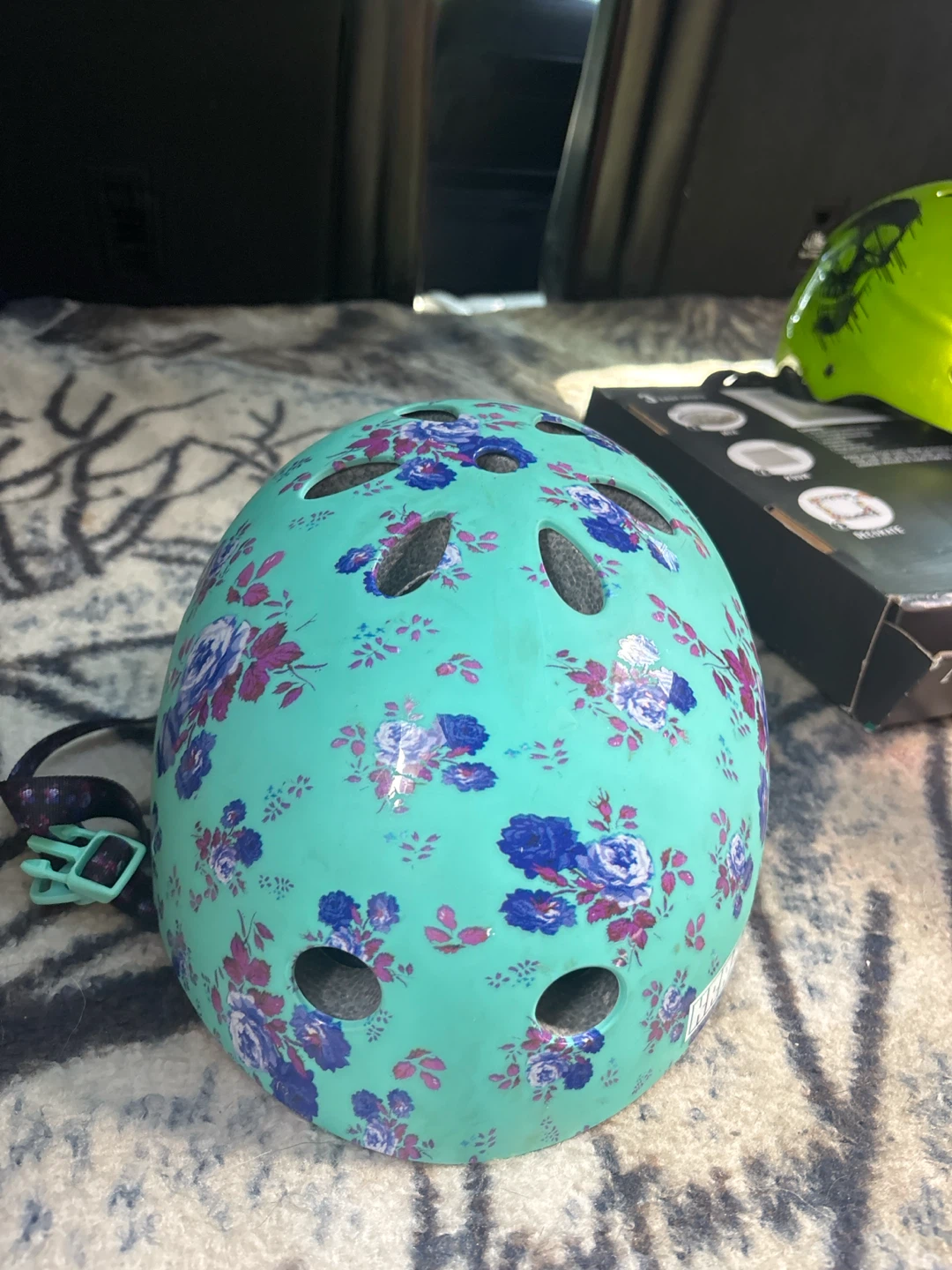 Floral Protective Helmet - photo 3