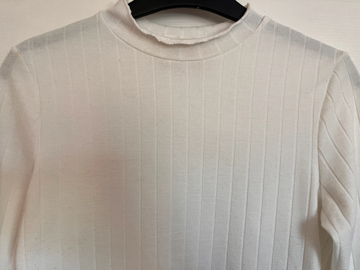 White Cotton-Blend Knit Mockneck Shirt - photo 3