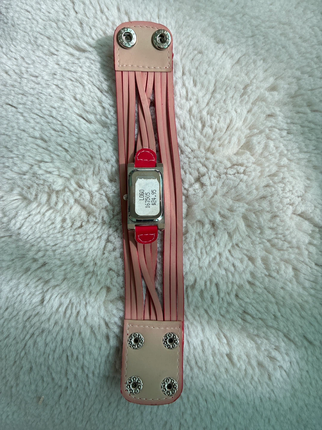 Vivah red cuff watch Y2K fashion - photo 5