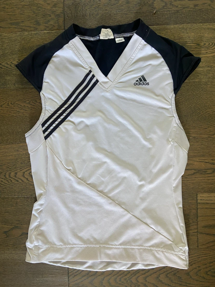 Vintage Ladies Adidas V-Neck Athletic Shirt M