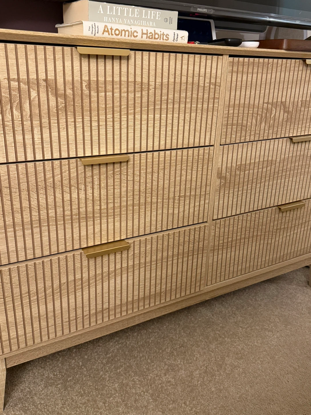 Modern Fluted 6-Drawer Dresser - photo 2