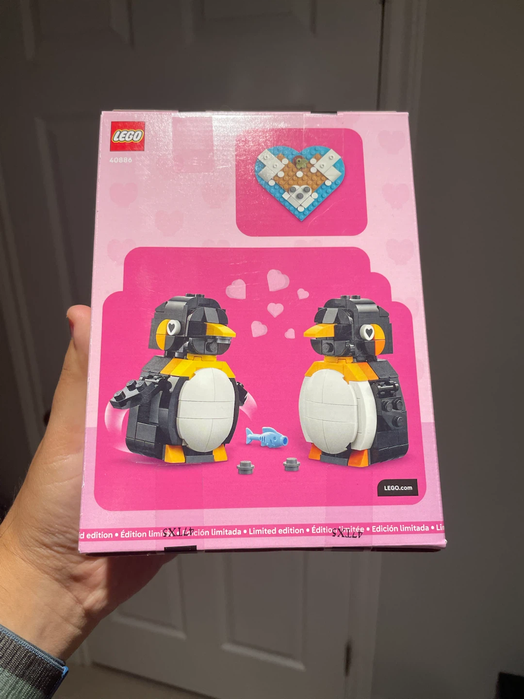 LEGO 40886 Penguins in Love Set - photo 2