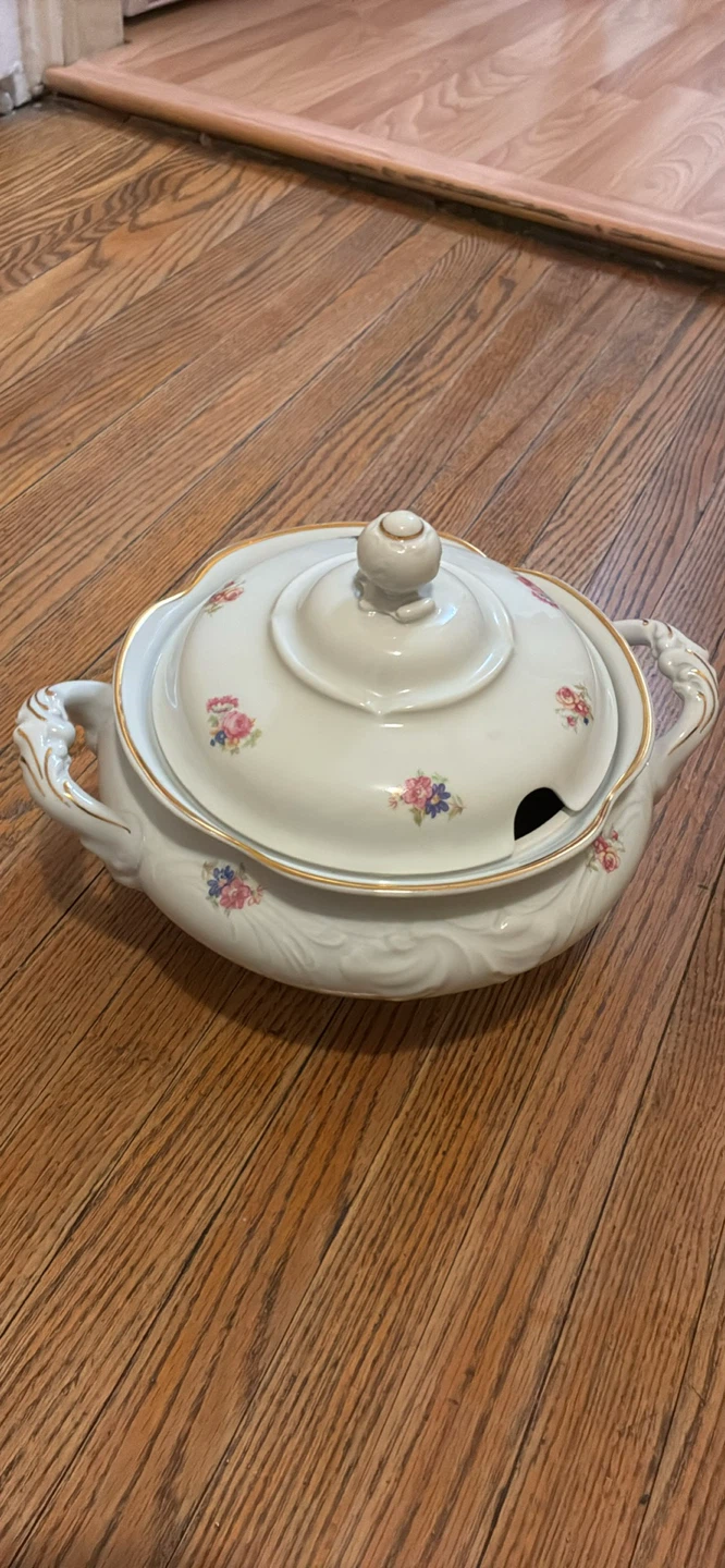 Vintage Wawel Poland Porcelain Soup Tureen with Lid