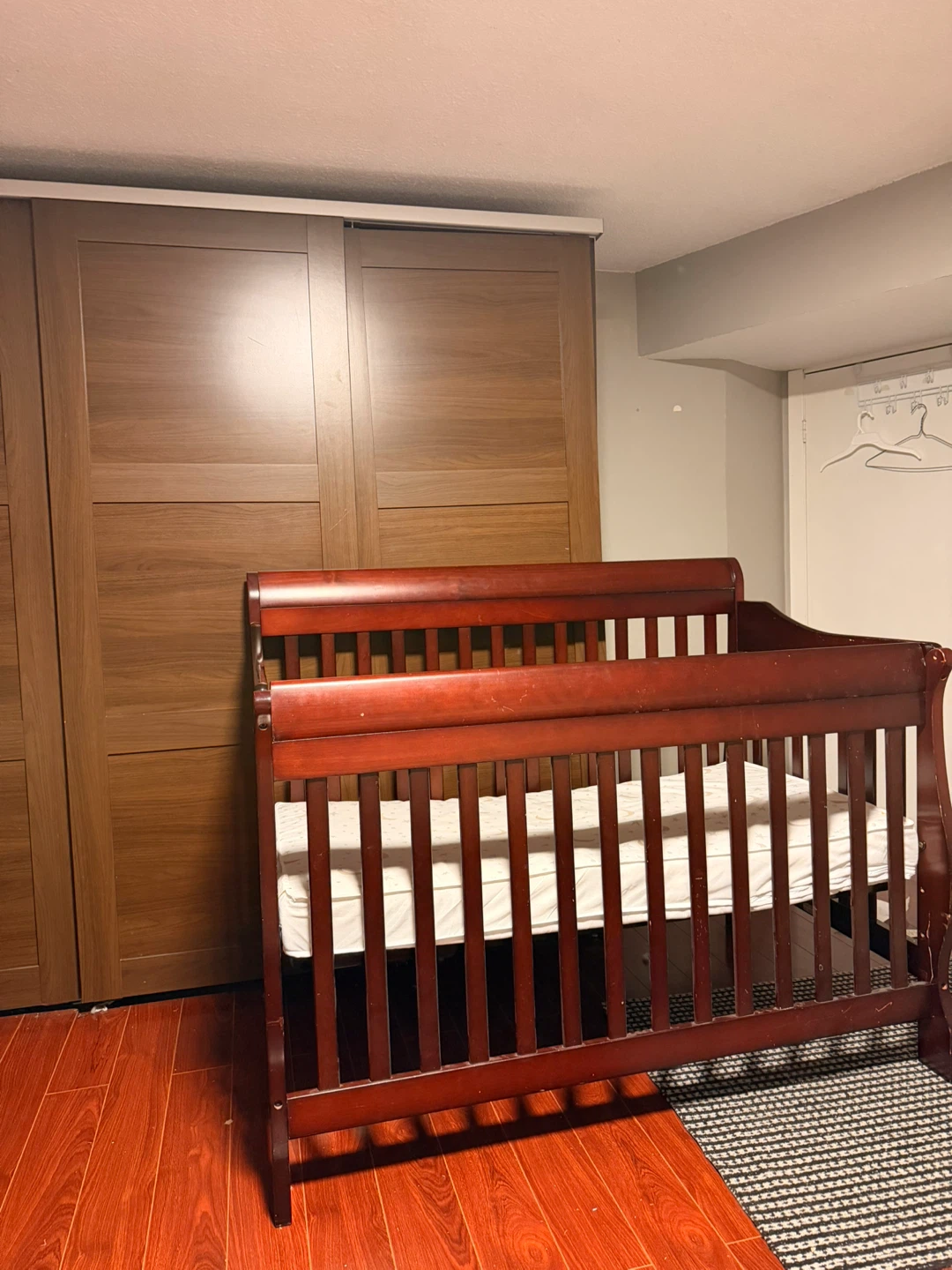 Baby crib - photo 2