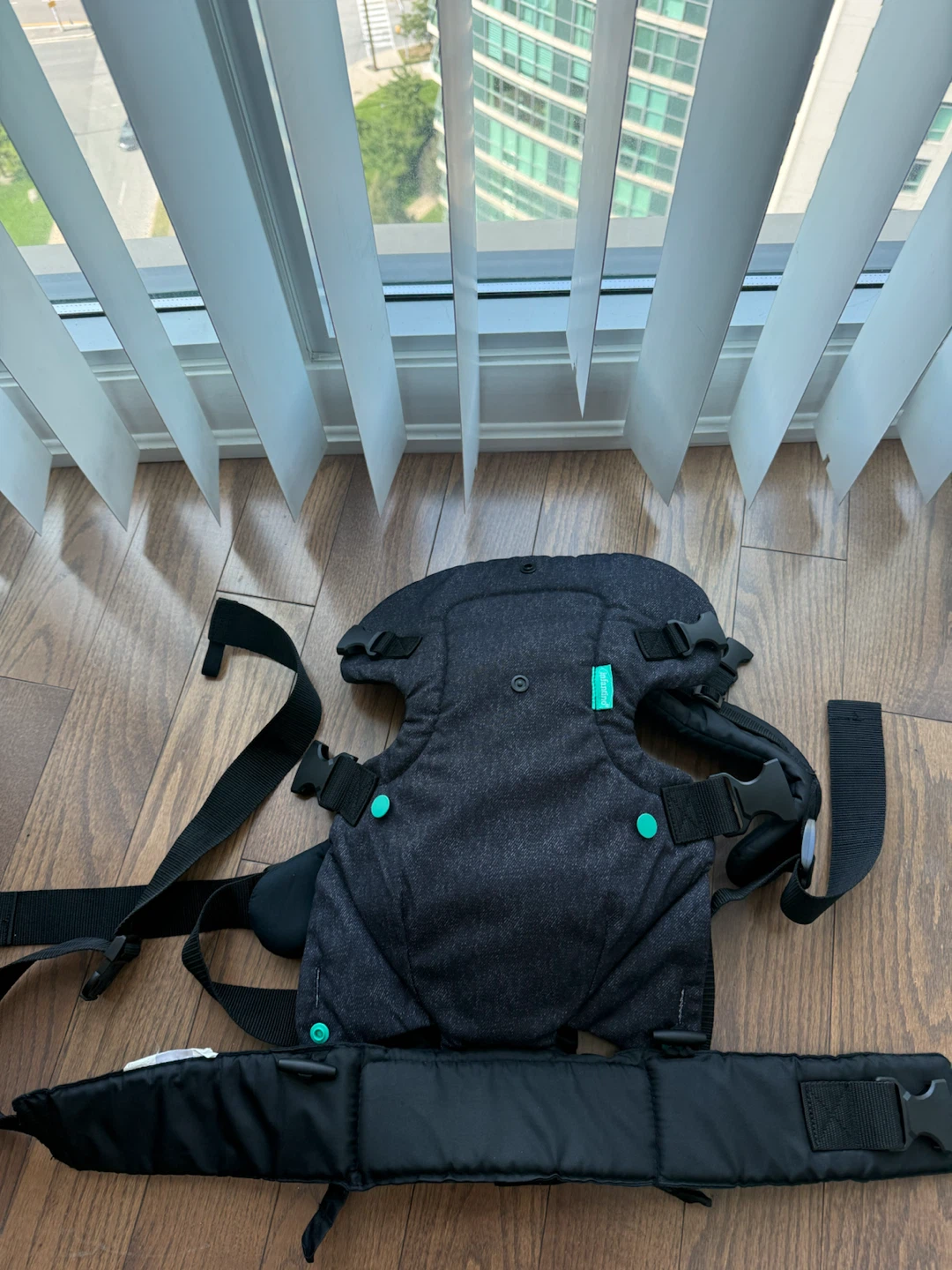 Infantino baby carrier