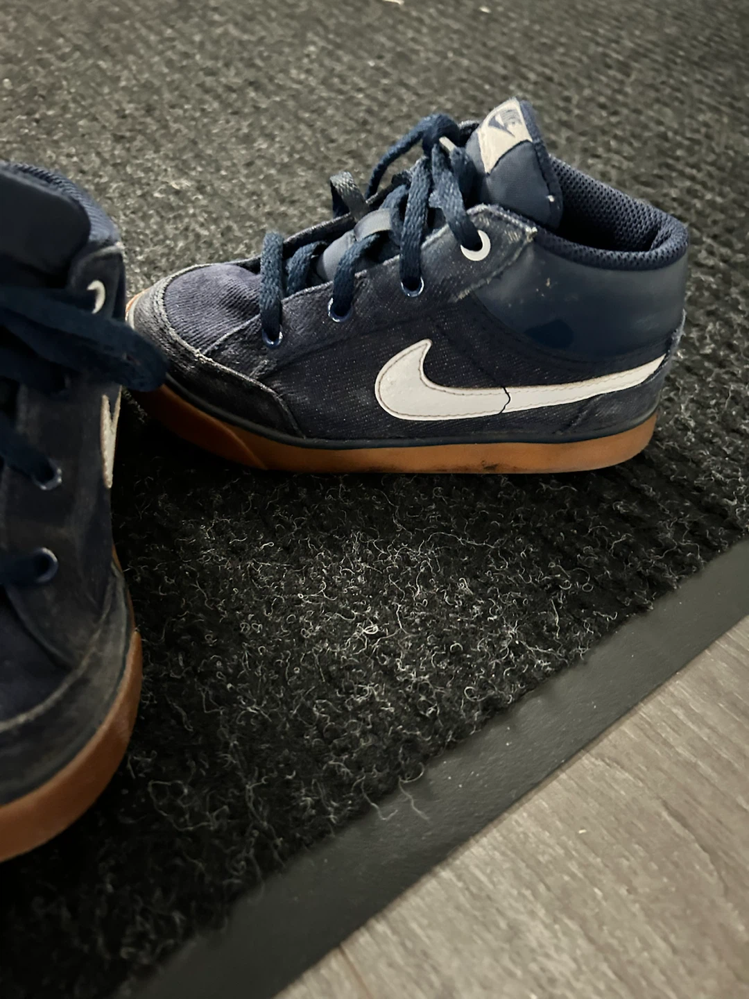 Toddler Nike Navy Sneakers Size 10C - photo 2
