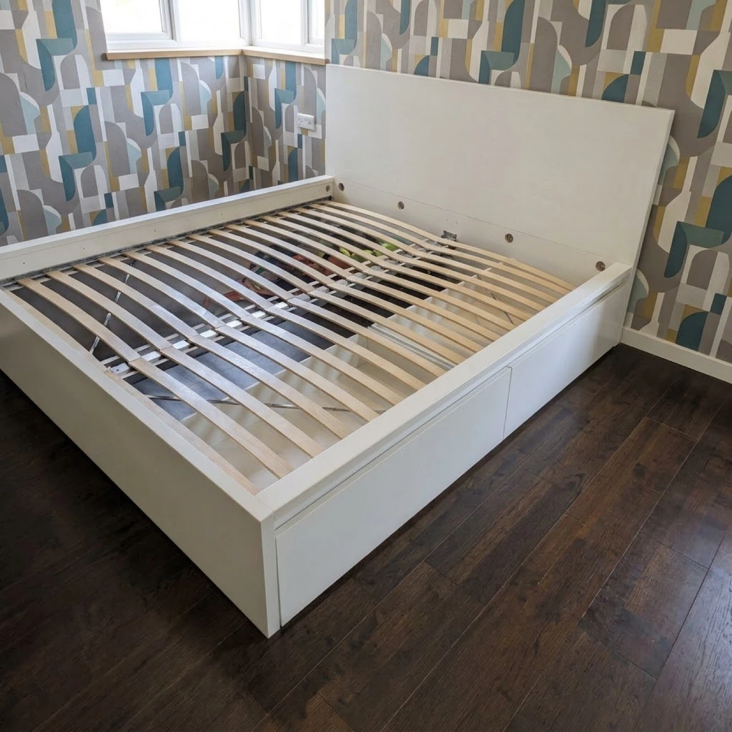 IKEA Malm King Size Bed Frame and 2 Drawers White