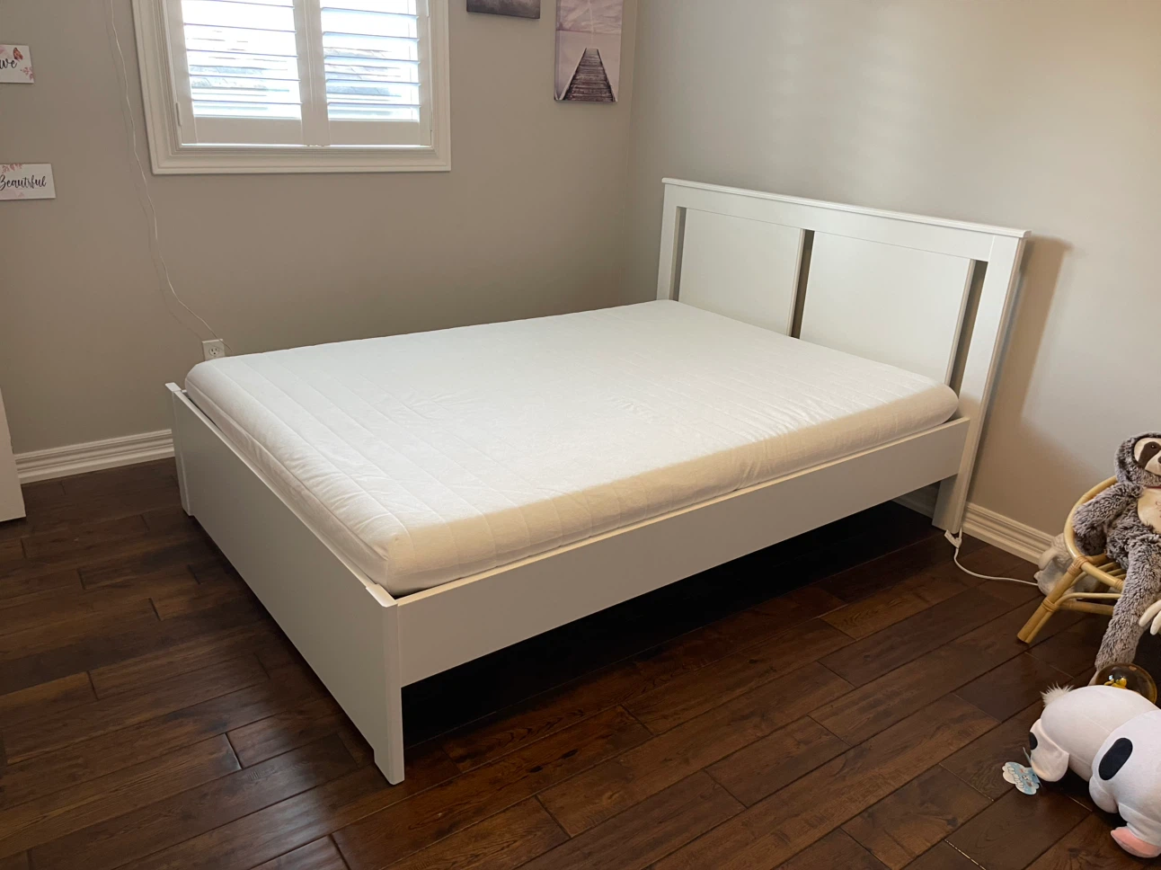 Kids room furniture