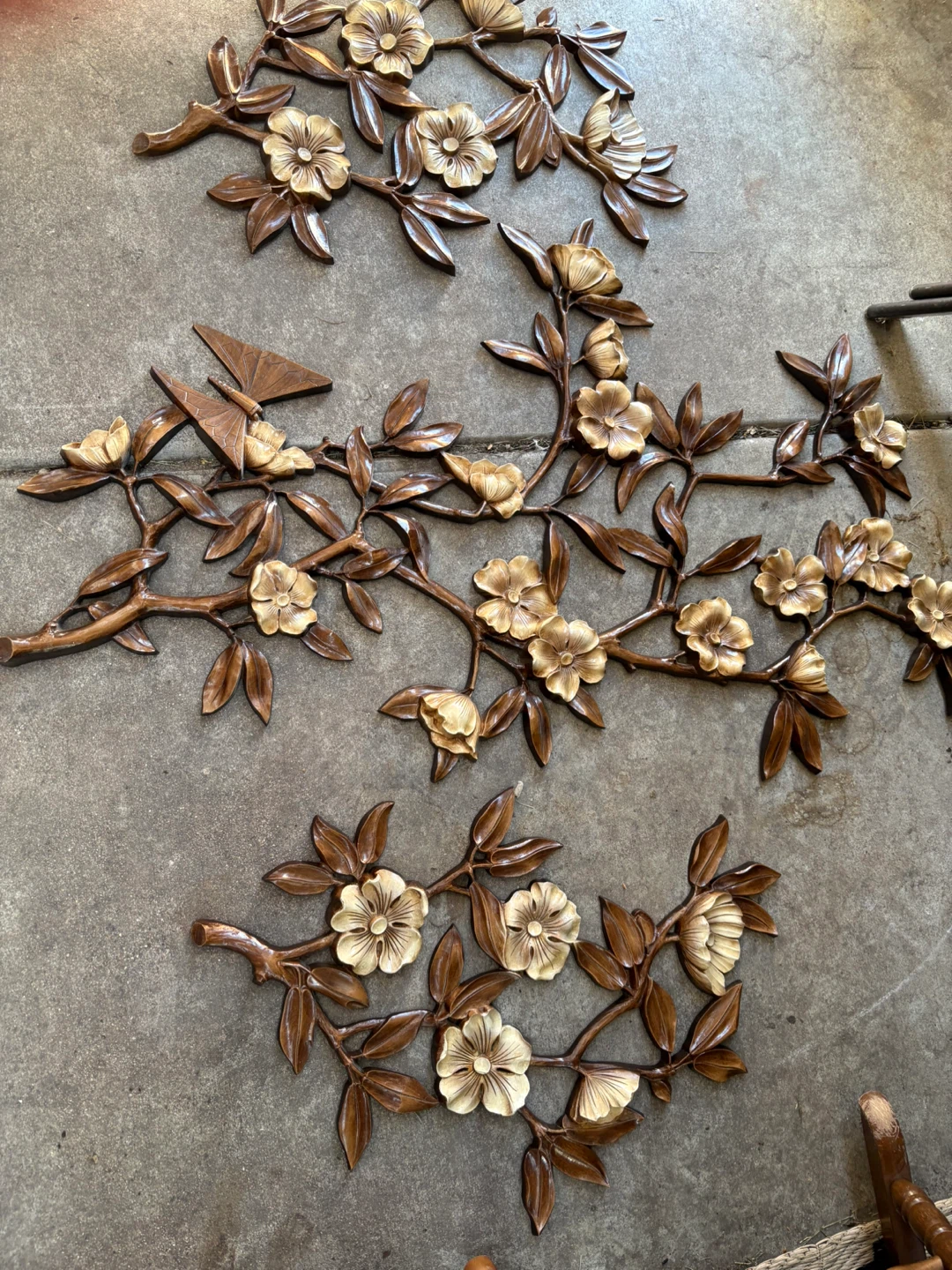 Vintage mid-century Syroco Floral Wall Art Set