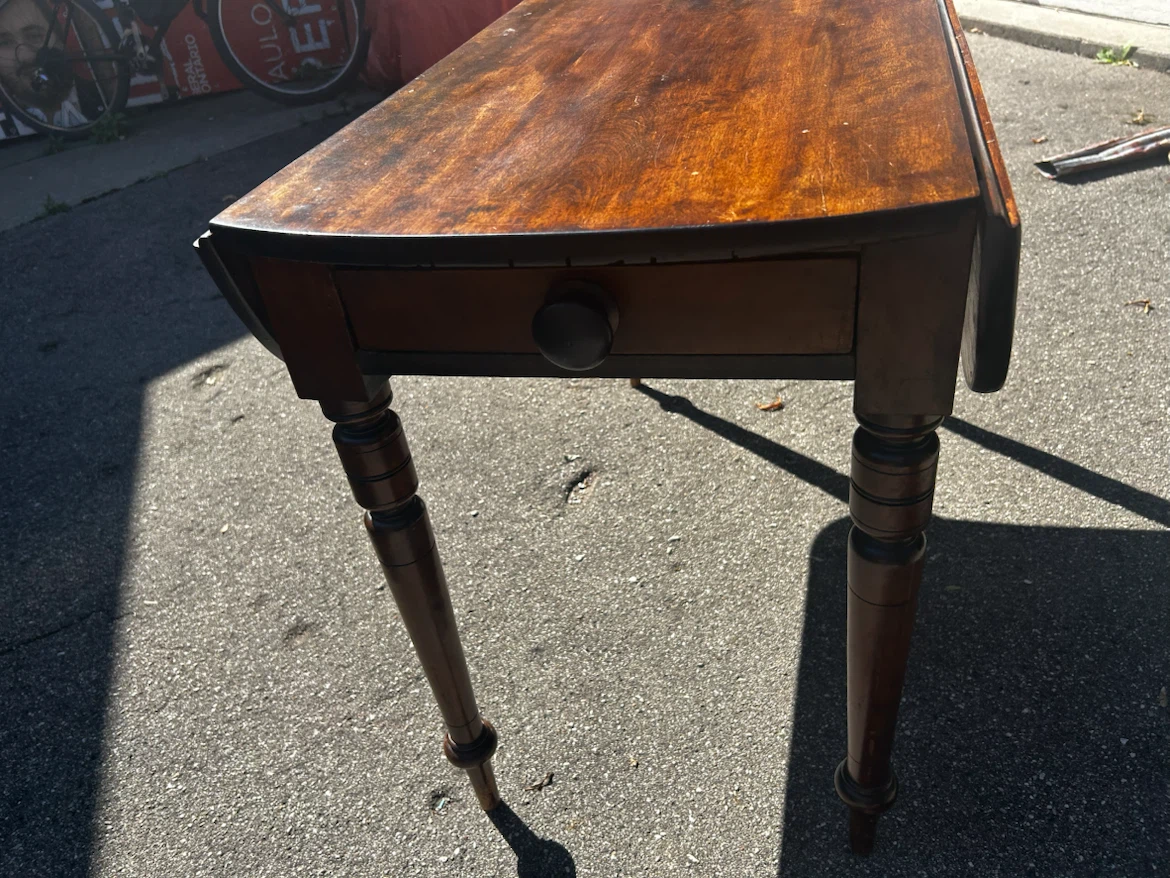 Vintage Dropleaf Pembroke Table - Solid Wood - photo 5