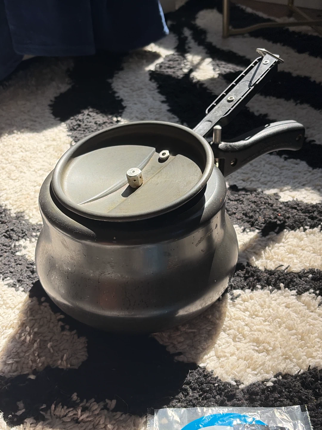 Prestige Pressure Cooker with Extra Gasket - photo 2