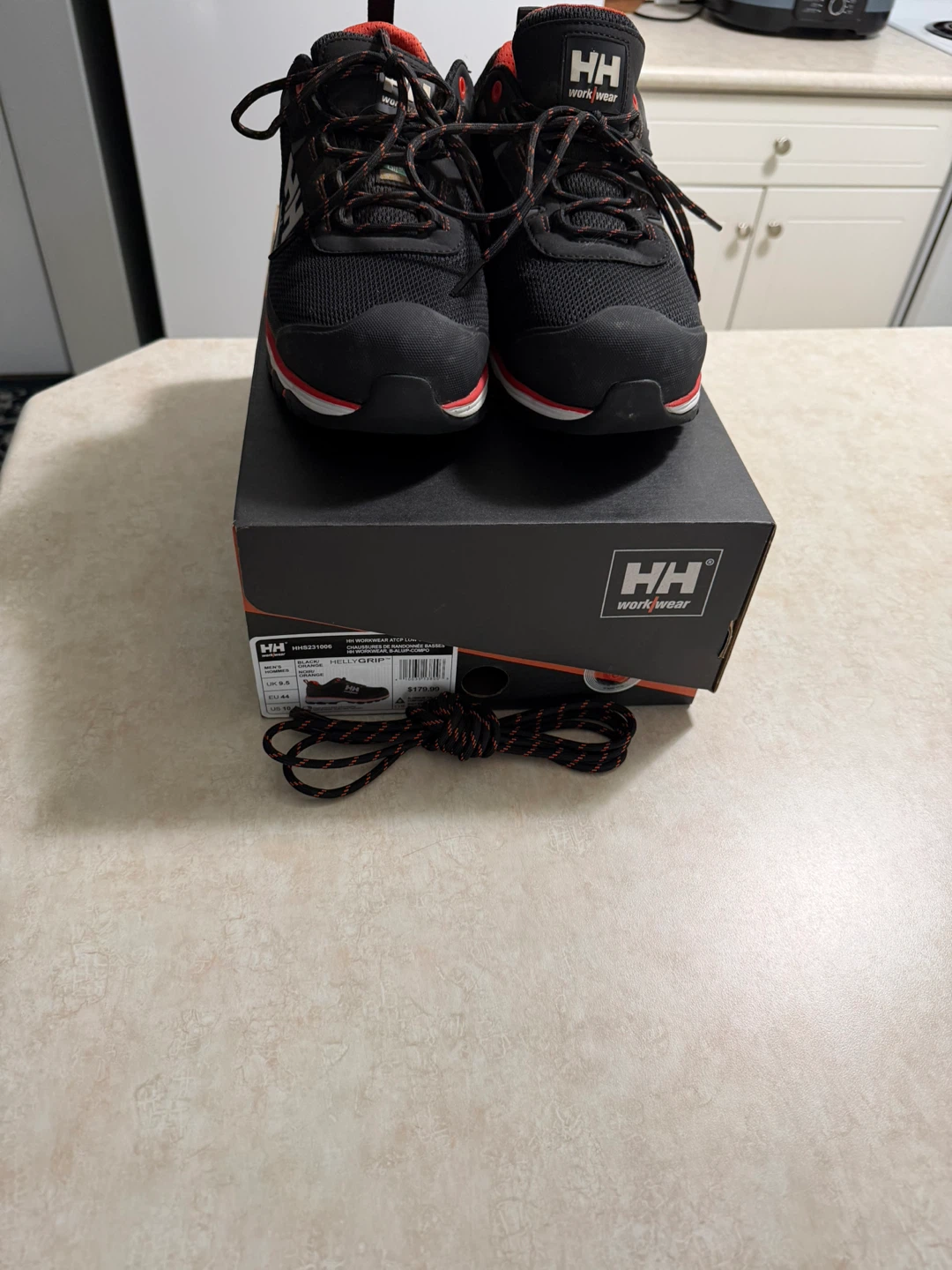 Hello Hansen CSA approved work shoes
