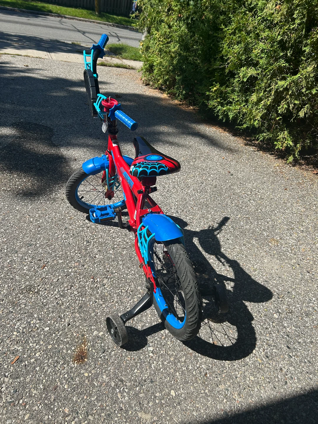 Marvel Spider-Man 16-inch bicycle - photo 4