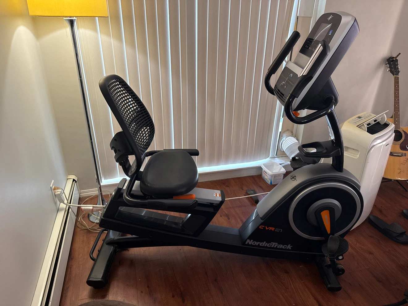 NordicTrack CVR 21 Recumbent Exercise Bike - photo 2