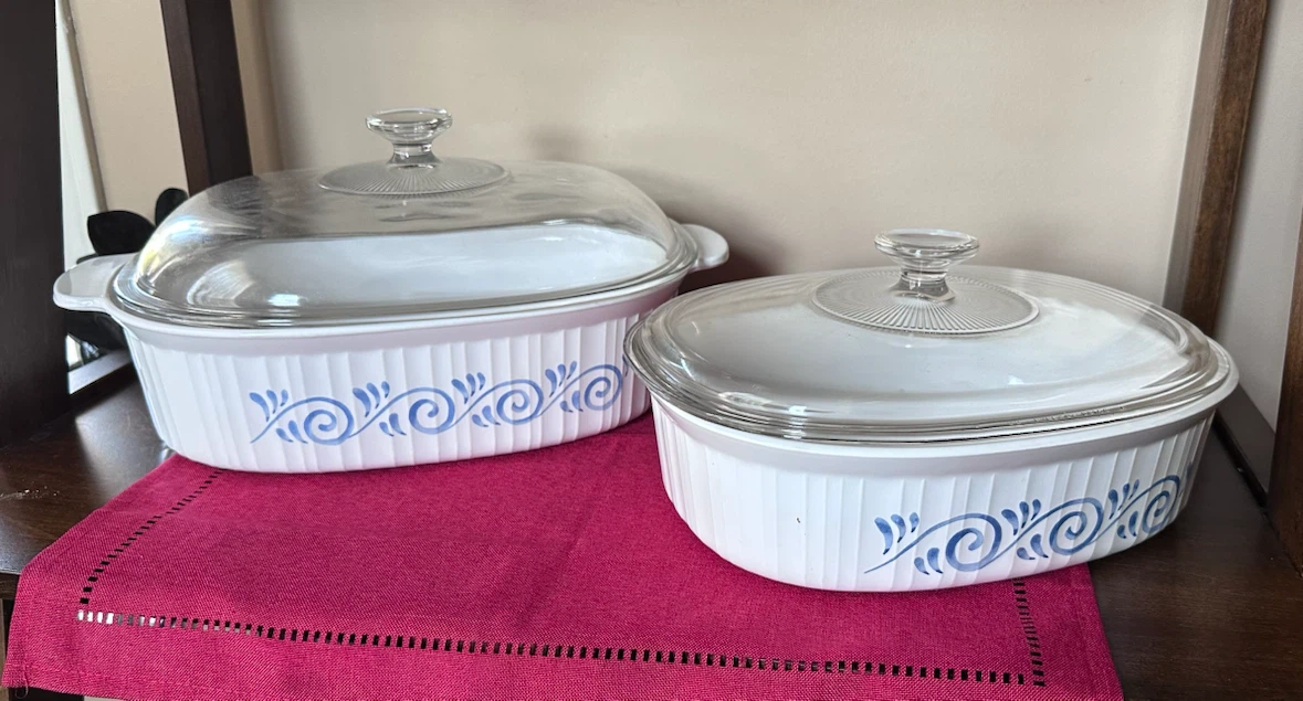 Two CorningWare Casserole Dishes with Lids