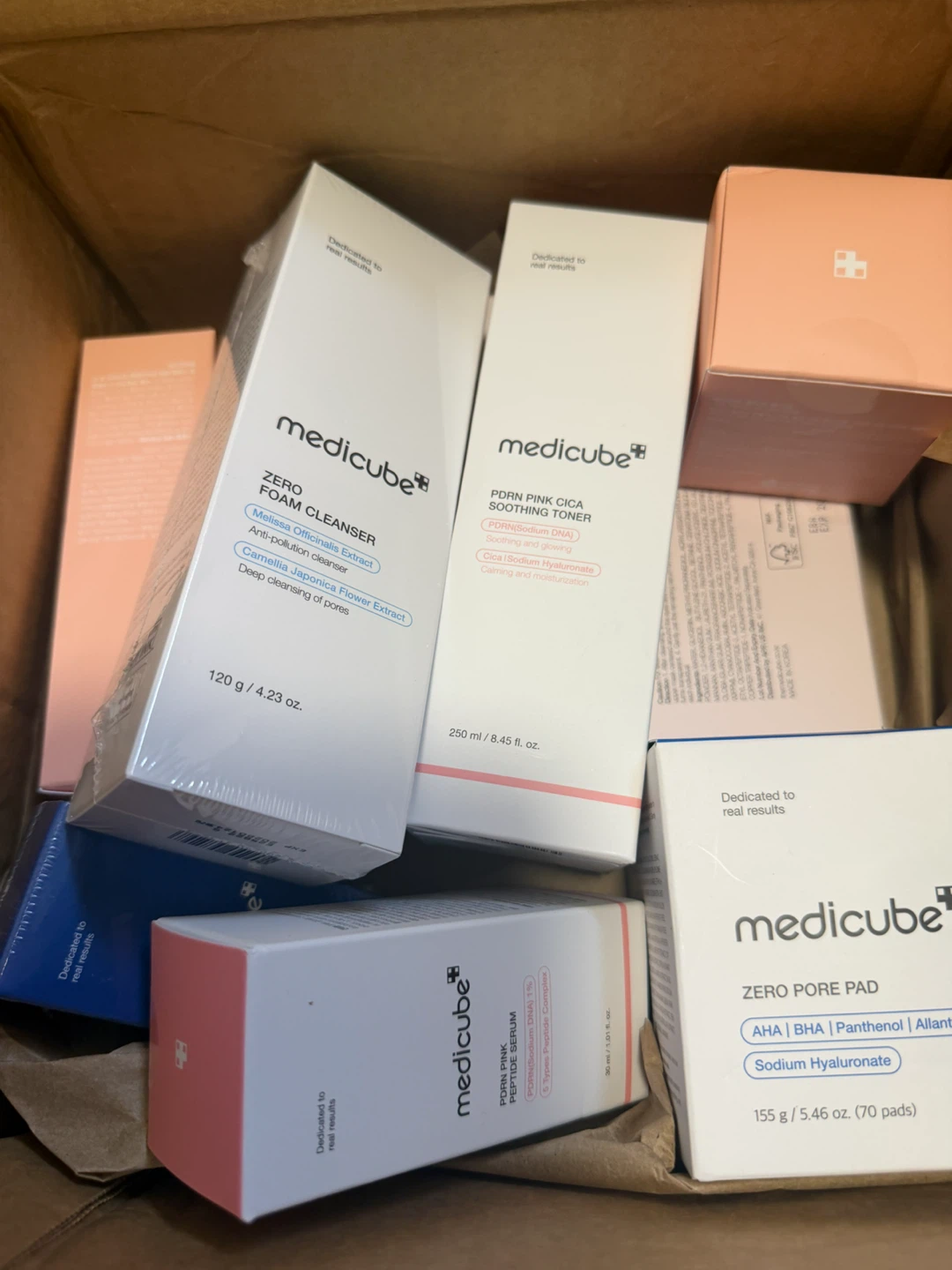 Medicube Glass Glow Skincare Set - photo 3
