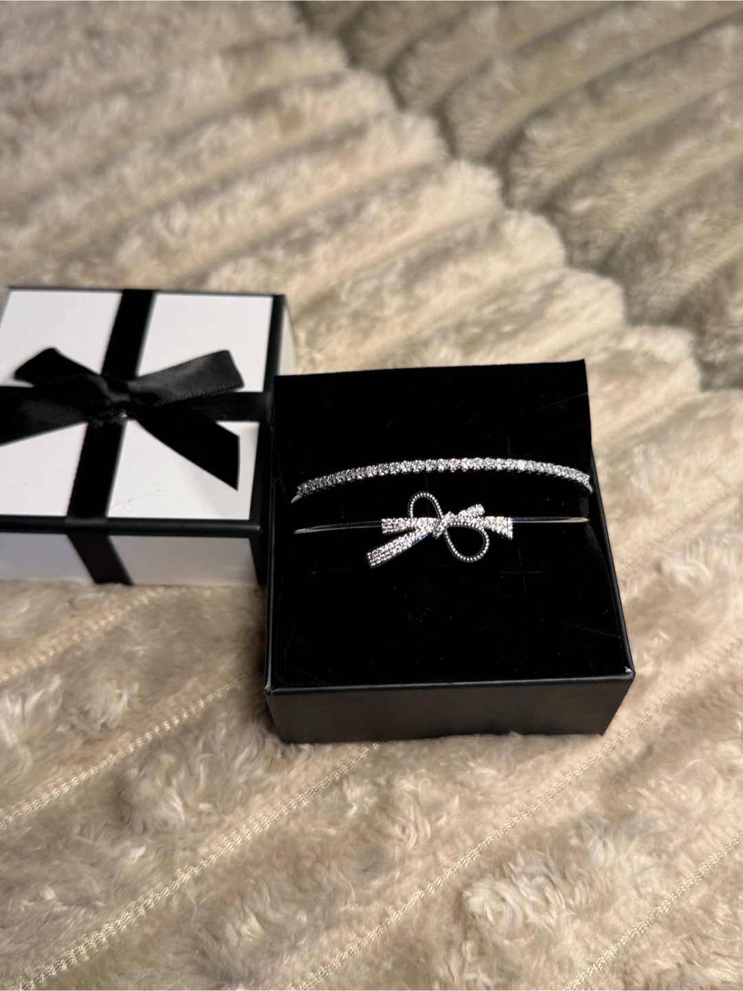 Sparkly Bow and Tennis Style Bangle Set - photo 2