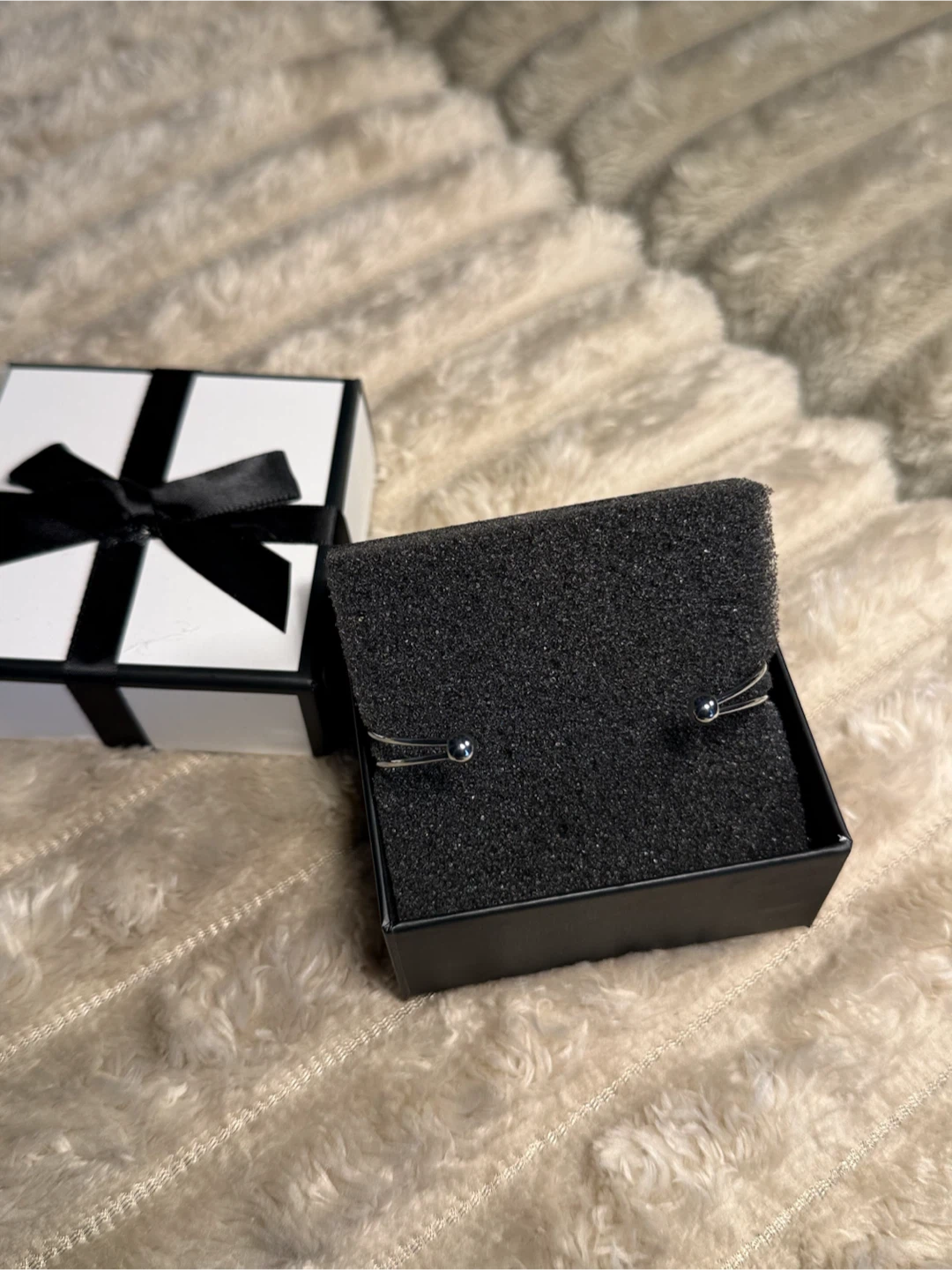 Sparkly Bow and Tennis Style Bangle Set - photo 3