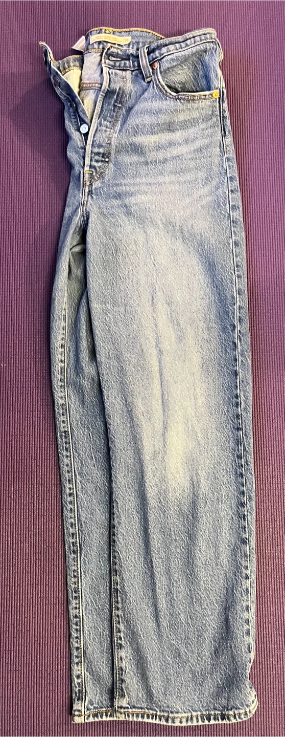 Levi's Ribcage Straight Ankle Jeans