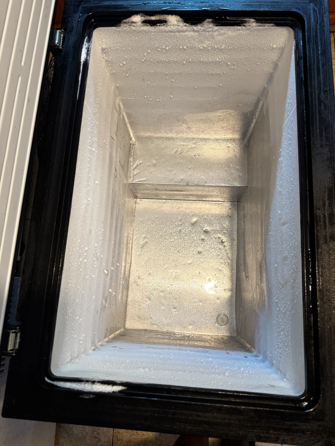 Arctic King 7.0 cu. ft. Chest Freezer - photo 3