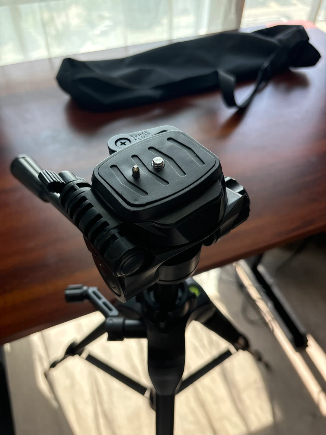 Black Camera Tripod with Carrying Case - photo 3