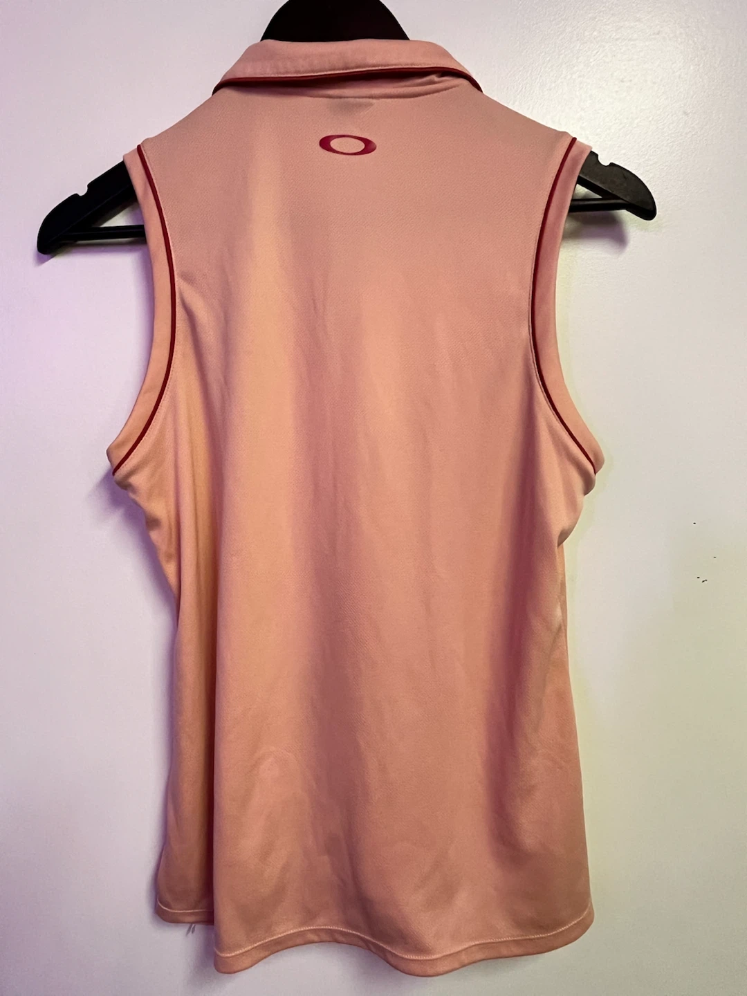 Oakley Women’s Sleeveless Golf Shirt - photo 3