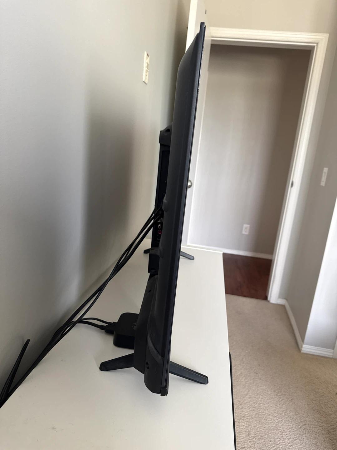 Hisense 43” A6KV Smart TV with 4KHDR and Dolby Vision - photo 2