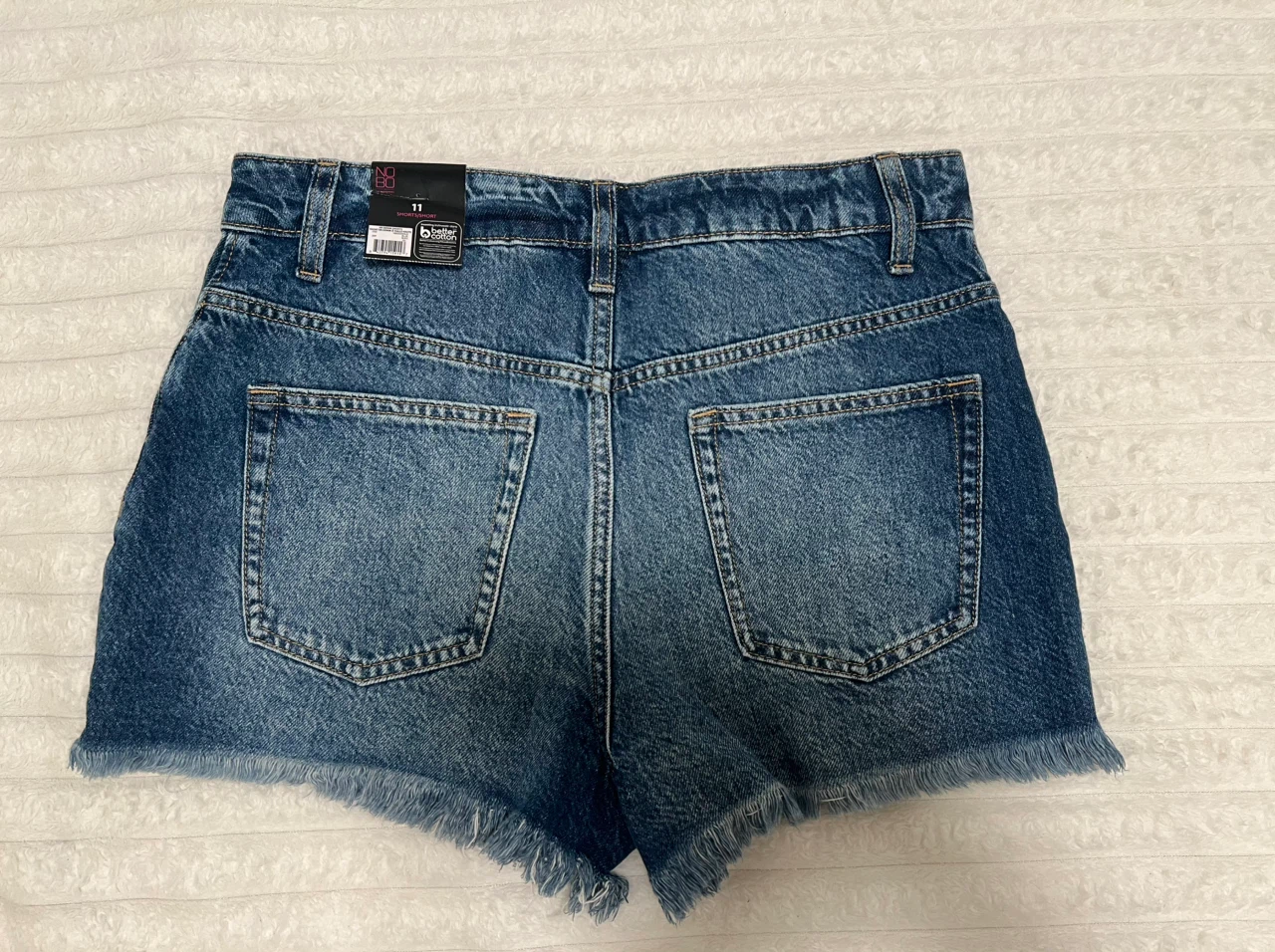 No Boundaries Denim Shorts Size 11 - photo 2