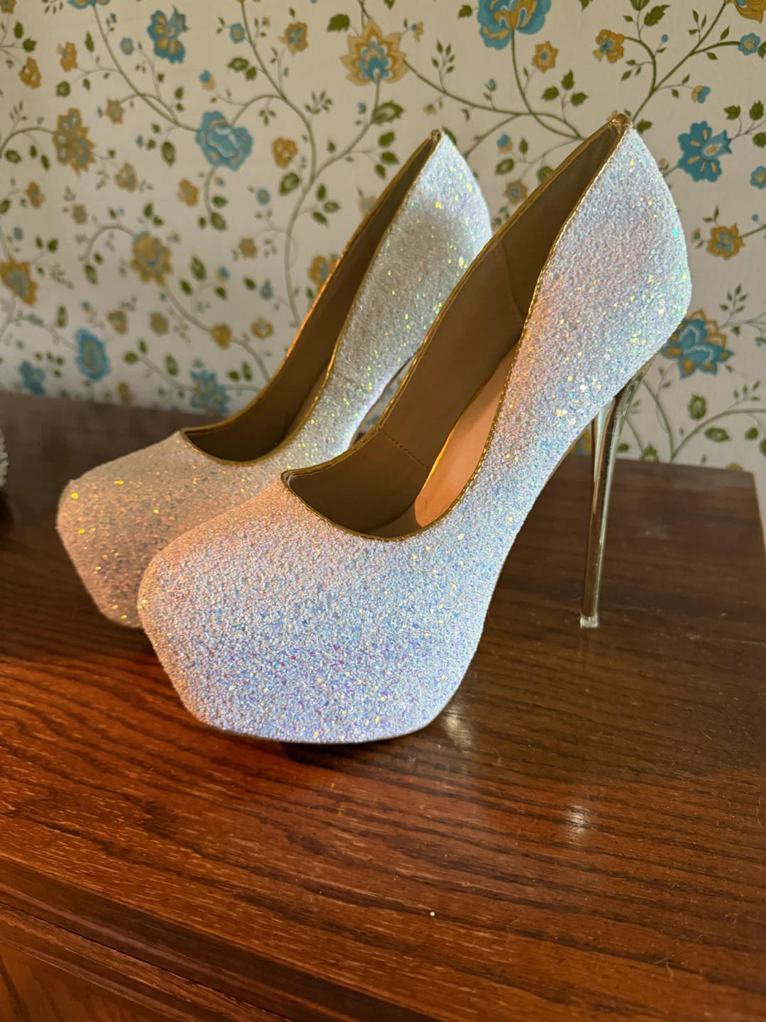 High heels - photo 2