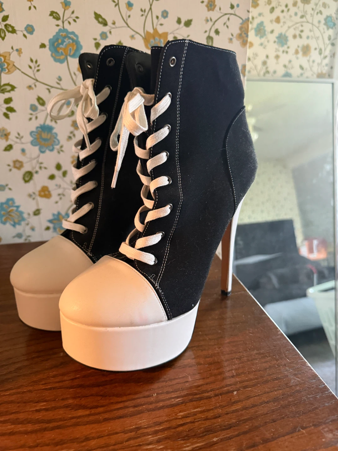 High heels - photo 4